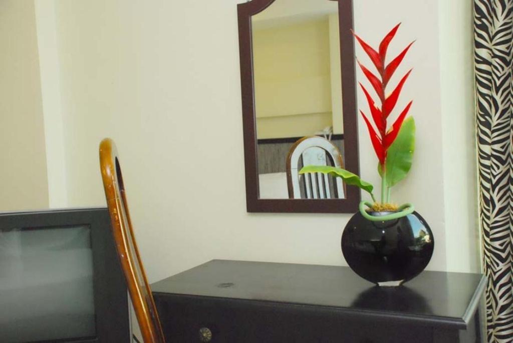 Panda Tea Garden Suites Tagbilaran Eksteriør billede